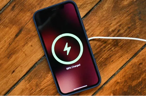 细河苹果手机维修分享iPhone如何正确充电 