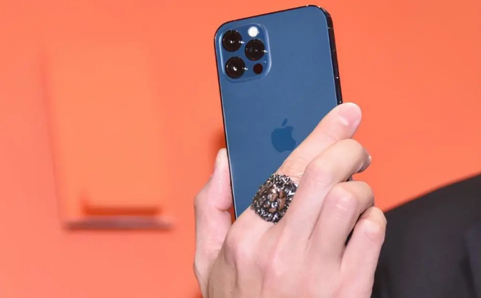 细河苹果手机维修分享iPhone12系列重启方法教程 